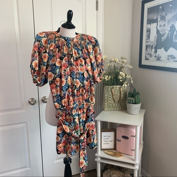 One of a kind! Olivaceous Puffy Sleeve Floral Romper - Picture 3 of 13